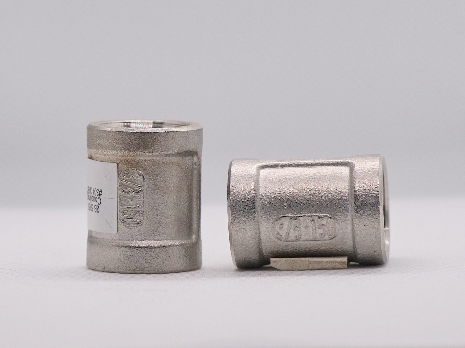 STAINLESS COUPLING 3/4-150 (2B)